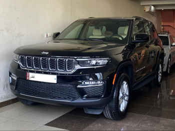 جييب  جراند شيروكي  لاريدو  2025  اوتوماتيك  116 كم  6 سلندر  دفع رباعي  اس يو في  أسود  تحت الضمان