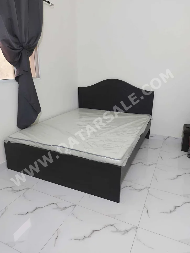 الأسّرة - لايف ستايل  - كوين  - بنى  - متضمنة المرتبة