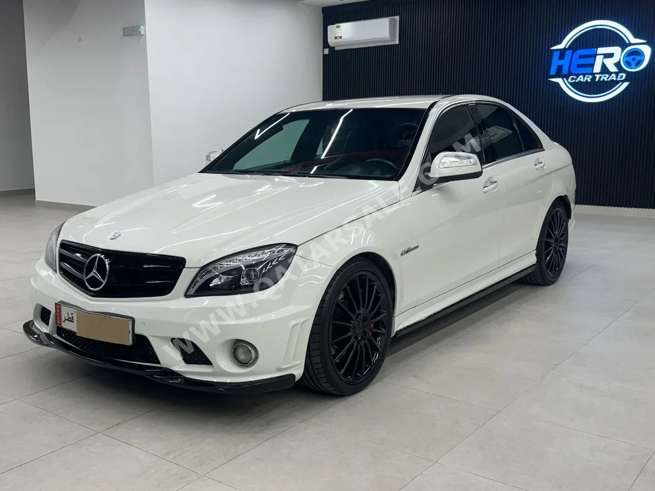 Mercedes-Benz  C-Class  63 AMG  2009  Automatic  101,000 Km  8 Cylinder  Rear Wheel Drive (RWD)  Sedan  White