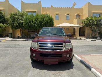 فورد  اكسبيديشن  2013  اوتوماتيك  157,000 كم  8 سلندر  دفع رباعي  اس يو في  عنابي