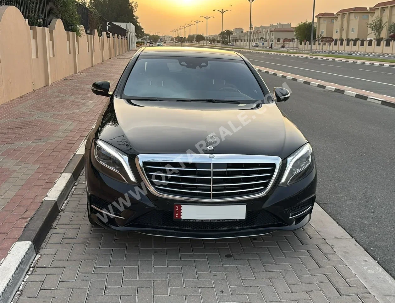 Mercedes-Benz  S-Class  400  2015  Automatic  70,000 Km  6 Cylinder  Rear Wheel Drive (RWD)  Sedan  Black