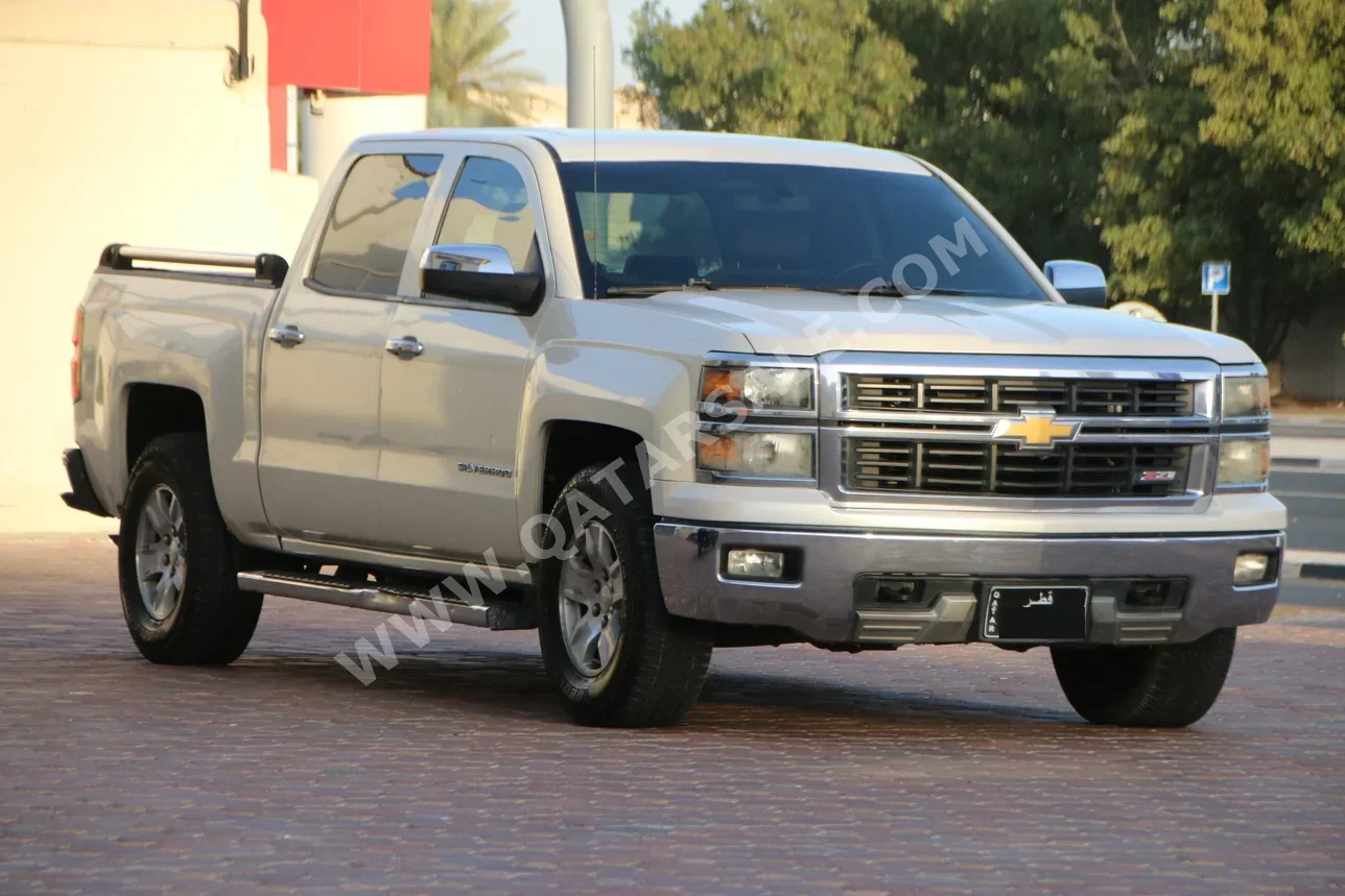 Chevrolet  Silverado  LTZ - Z71  2014  Automatic  260,000 Km  8 Cylinder  Four Wheel Drive (4WD)  Pick Up  White