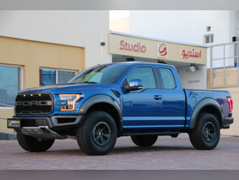 فورد  رابتر  أس في تي  2018  اوتوماتيك  130,000 كم  6 سلندر  دفع رباعي  بيكب  ازرق