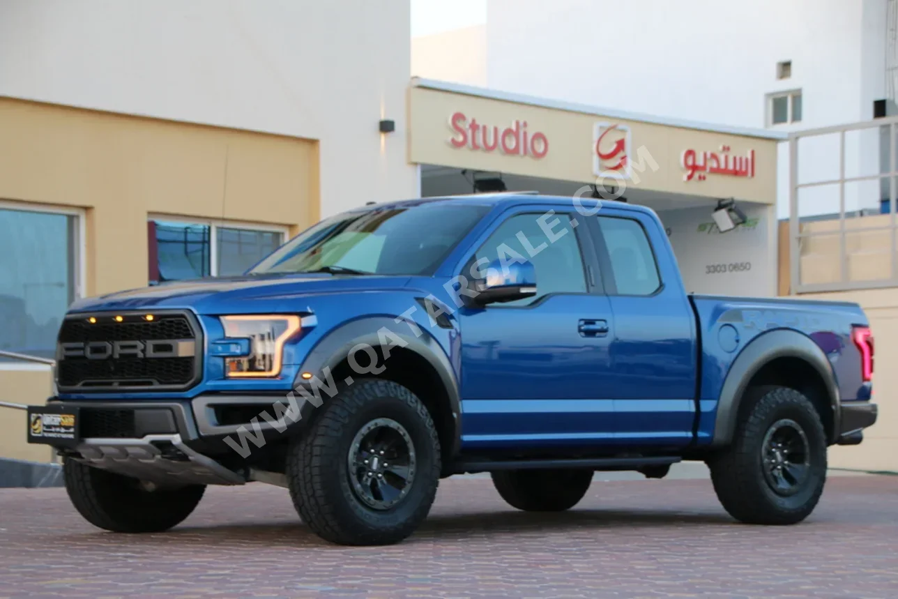 Ford  Raptor  SVT  2018  Automatic  130,000 Km  6 Cylinder  Four Wheel Drive (4WD)  Pick Up  Blue