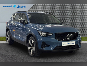 فولفو  اكس سي  40  2023  اوتوماتيك  7,754 كم  6 سلندر  سحب امامي  اس يو في  ازرق  تحت الضمان