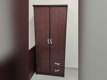 خزائن ودواليب الملابس والزينة - دوحة فيرنيتشر  - خزائن  - بنى