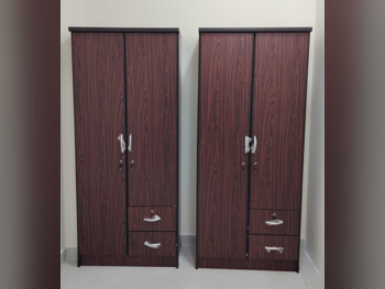 خزائن ودواليب الملابس والزينة - دوحة فيرنيتشر  - خزائن  - بنى