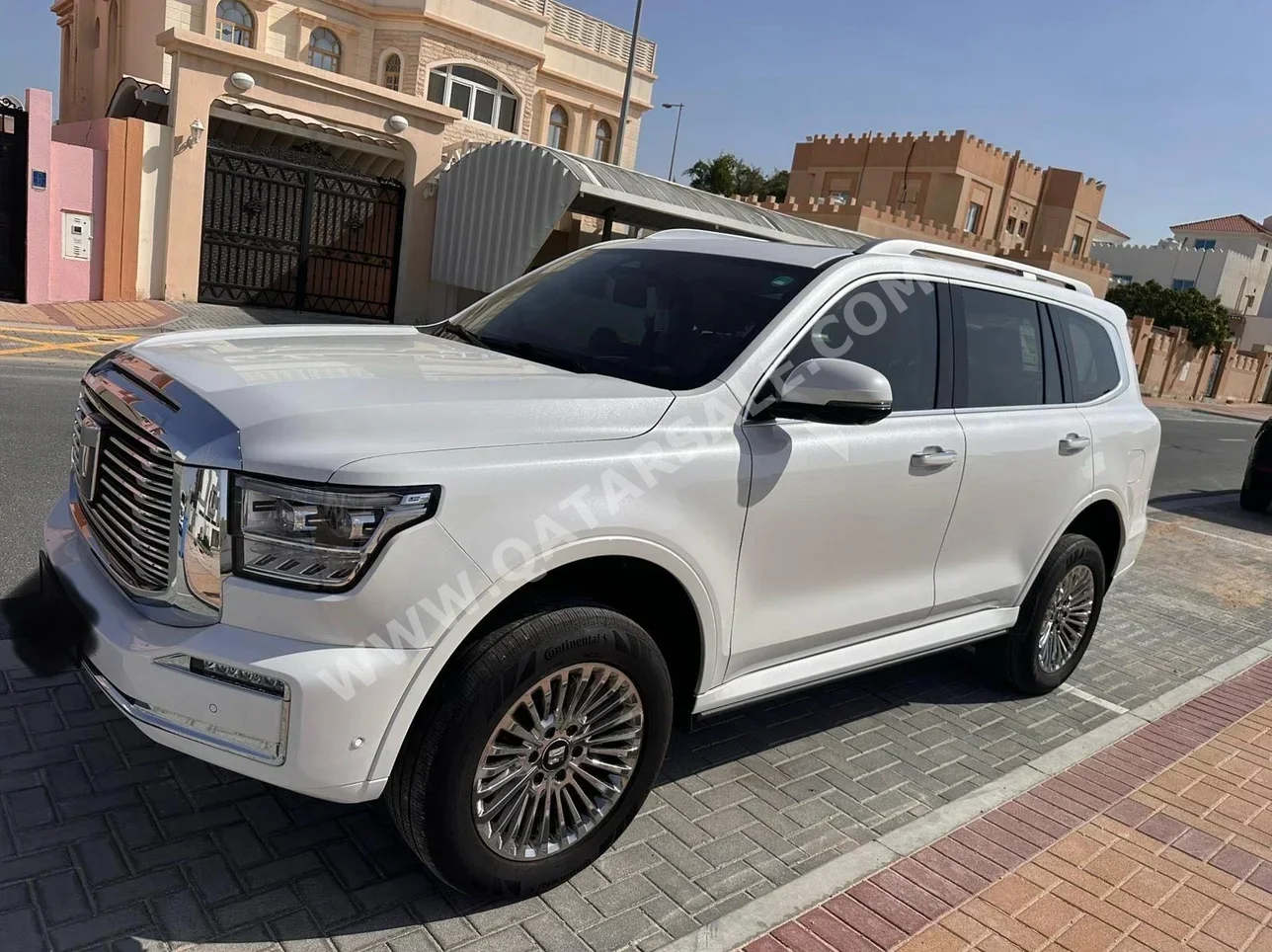 جي دبليو ام  تانك  500  2025  اوتوماتيك  10,000 كم  6 سلندر  دفع رباعي  اس يو في  أبيض  تحت الضمان