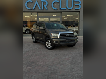 تويوتا  سكويا  2013  اوتوماتيك  411,000 كم  8 سلندر  دفع رباعي  اس يو في  برونزي