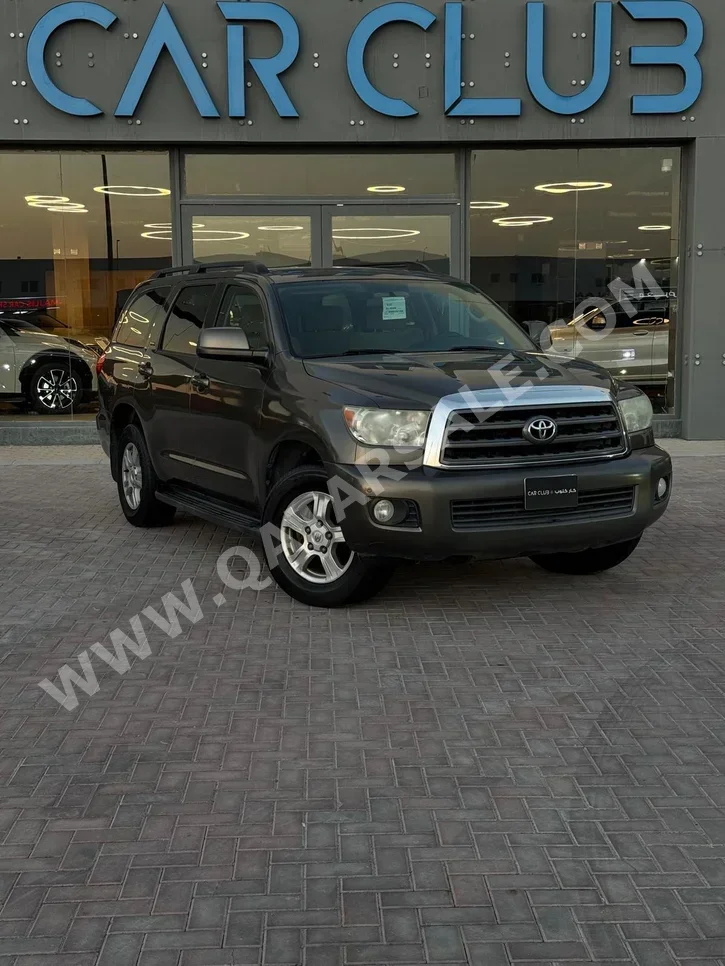 تويوتا  سكويا  2013  اوتوماتيك  411,000 كم  8 سلندر  دفع رباعي  اس يو في  برونزي