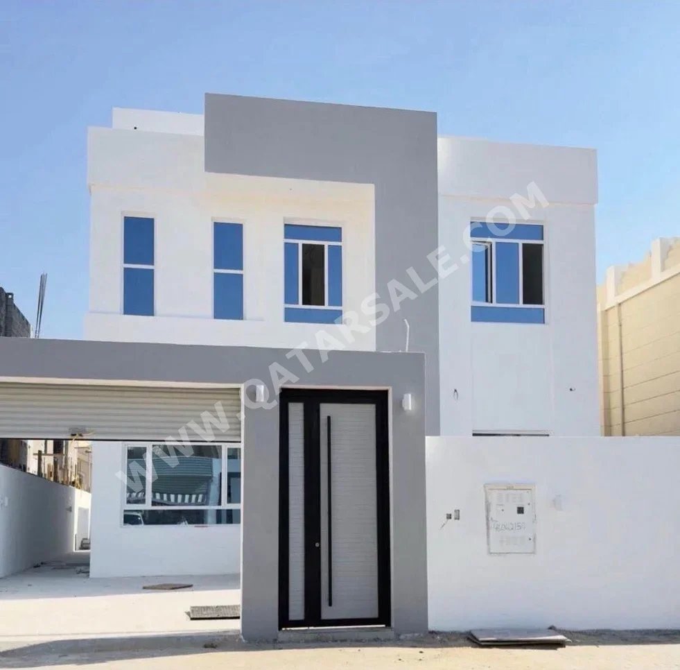 Family Residential  - Not Furnished  - Doha  - Al Thumama  - 7 Bedrooms