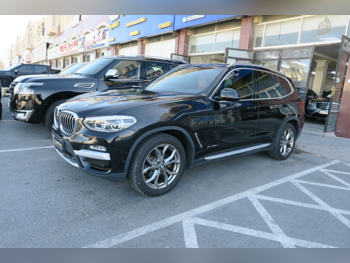 بي ام دبليو  الفئة - اكس  اكس 3  2018  اوتوماتيك  65,000 كم  4 سلندر  دفع رباعي  اس يو في  أسود