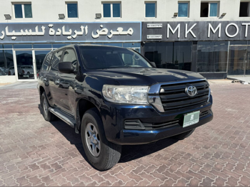 تويوتا  لاند كروزر  جي  2013  عادي  474,000 كم  6 سلندر  دفع رباعي  اس يو في  أزرق غامق