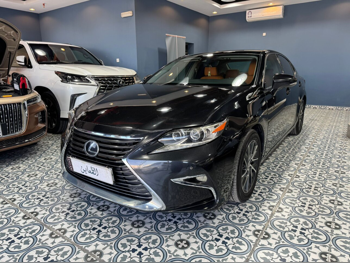 لكزس  إيه أس  350  2018  اوتوماتيك  145,000 كم  6 سلندر  دفع خلفي  سيدان  أسود