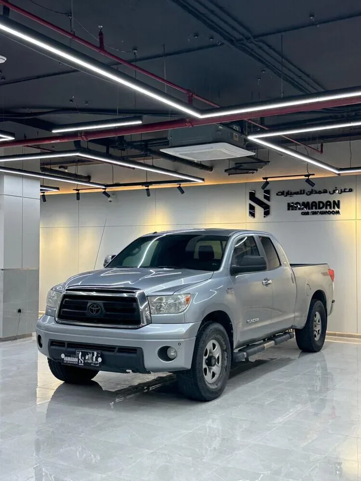 تويوتا  تندرا  2012  اوتوماتيك  357,000 كم  8 سلندر  دفع رباعي  بيكب  فضي