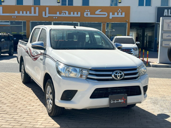 تويوتا  هاي لوكس  2020  عادي  83,000 كم  4 سلندر  دفع خلفي  بيكب  أبيض