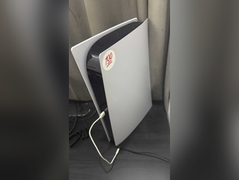 اجهزة العاب الفديو - سوني  - بلاي ستيشن 5 ديجيتل  - 825 جيجابايت  -تشمل أجهز تحكم: 1