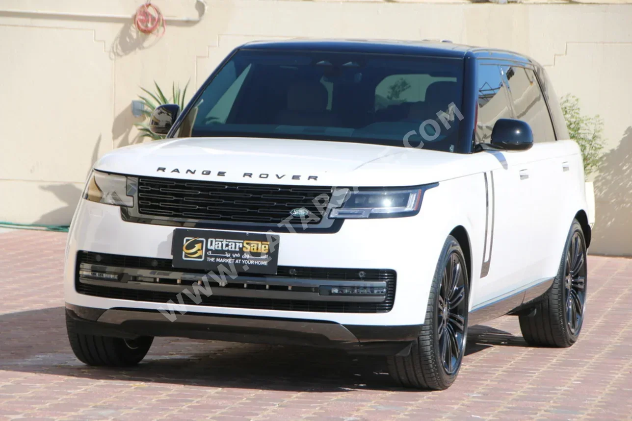 لاند روفر  رنج روفر  فوج اس اي  2025  اوتوماتيك  11,000 كم  8 سلندر  دفع رباعي  اس يو في  أبيض