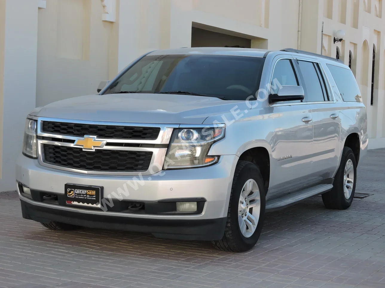 Chevrolet  Suburban  LS  2015  Automatic  157,000 Km  8 Cylinder  Four Wheel Drive (4WD)  SUV  Silver