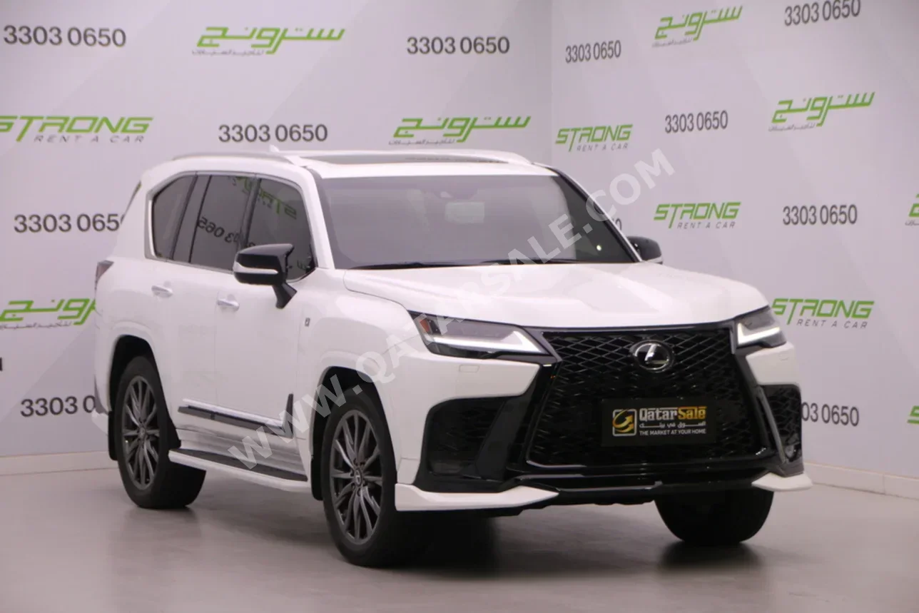 لكزس  ال اكس  600 اف سبورت  2023  اوتوماتيك  33,000 كم  6 سلندر  دفع رباعي  اس يو في  أبيض  تحت الضمان