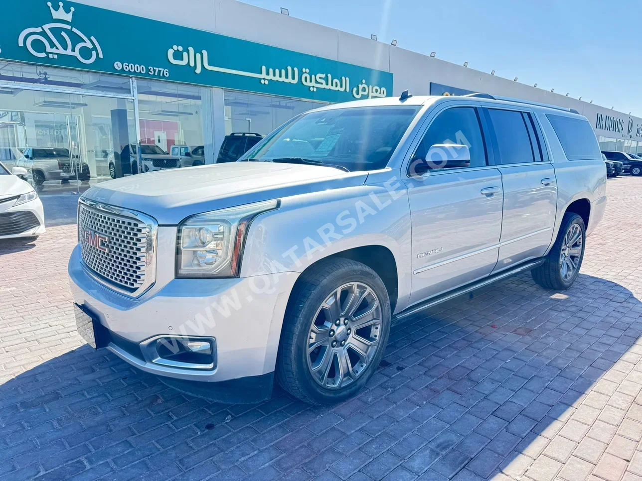 جي ام سي  دينالي ان واي  2015  اوتوماتيك  201,000 كم  8 سلندر  دفع خلفي  اس يو في  فضي