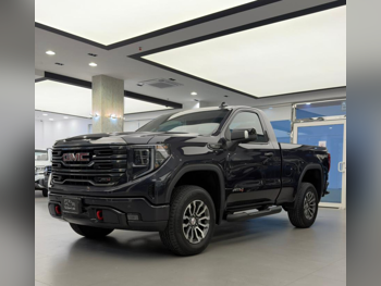 GMC  Sierra  AT4  2022  Automatic  36,000 Km  8 Cylinder  Four Wheel Drive (4WD)  Pick Up  Black  With Warranty