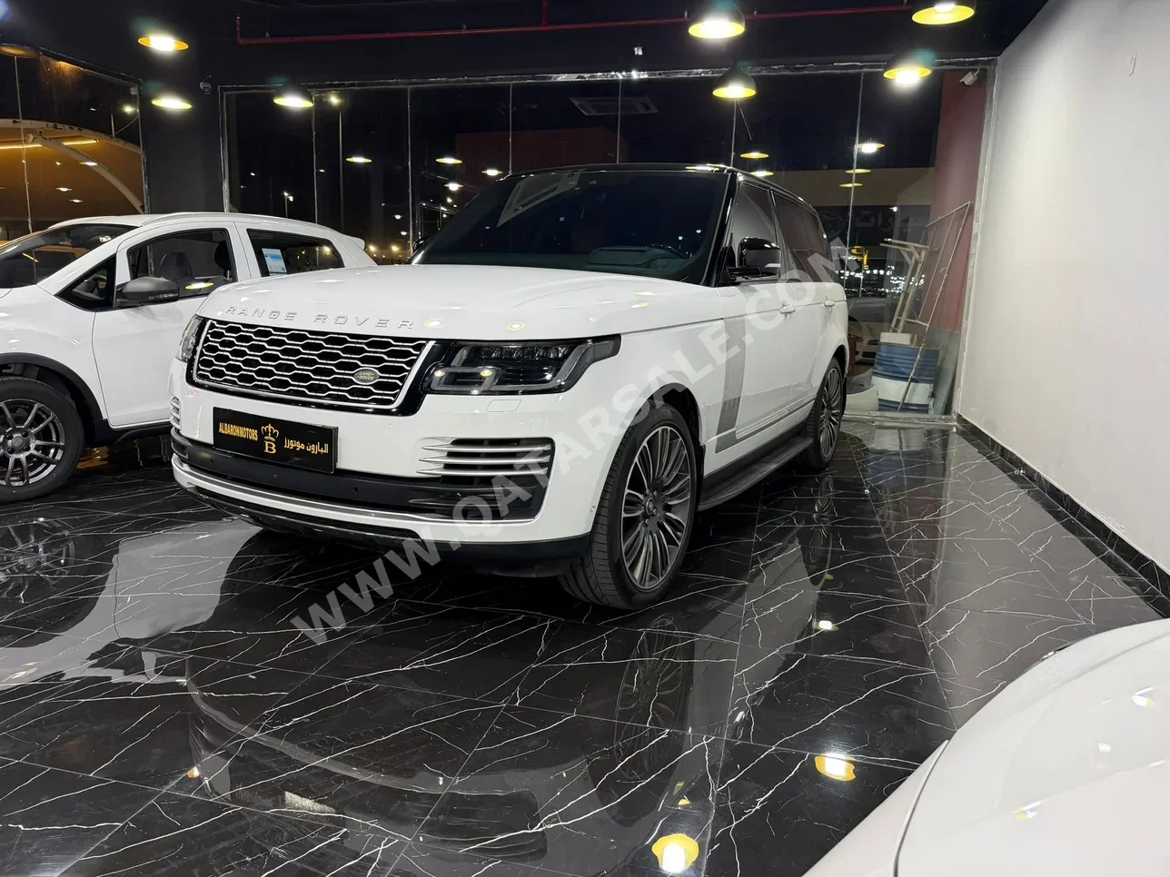 Land Rover  Range Rover  Vogue  Autobiography  2019  Automatic  65,000 Km  8 Cylinder  Four Wheel Drive (4WD)  SUV  White