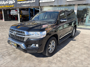 Toyota  Land Cruiser  GXR  2021  Automatic  149,000 Km  8 Cylinder  Four Wheel Drive (4WD)  SUV  Black
