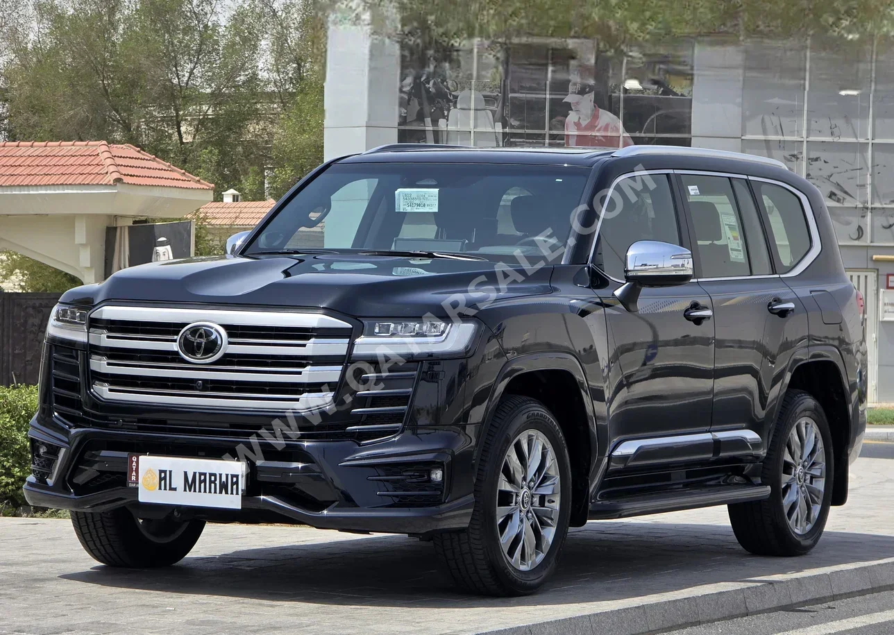 تويوتا  لاند كروزر  في اكس ار توين توربو  2025  اوتوماتيك  0 كم  6 سلندر  دفع رباعي  اس يو في  أسود  تحت الضمان
