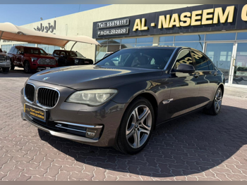 بي ام دبليو  الفئة - السابعة  730 Li  2013  اوتوماتيك  196,000 كم  6 سلندر  دفع خلفي  سيدان  رمادي