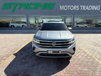 Volkswagen  Teramont  Comfortline  2022  Automatic  46,000 Km  6 Cylinder  Four Wheel Drive (4WD)  SUV  Silver  With Warranty