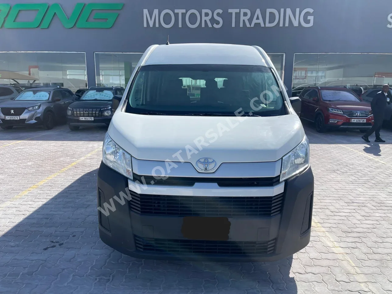 Toyota  Hiace  2022  Manual  95,000 Km  6 Cylinder  Rear Wheel Drive (RWD)  Van / Bus  White