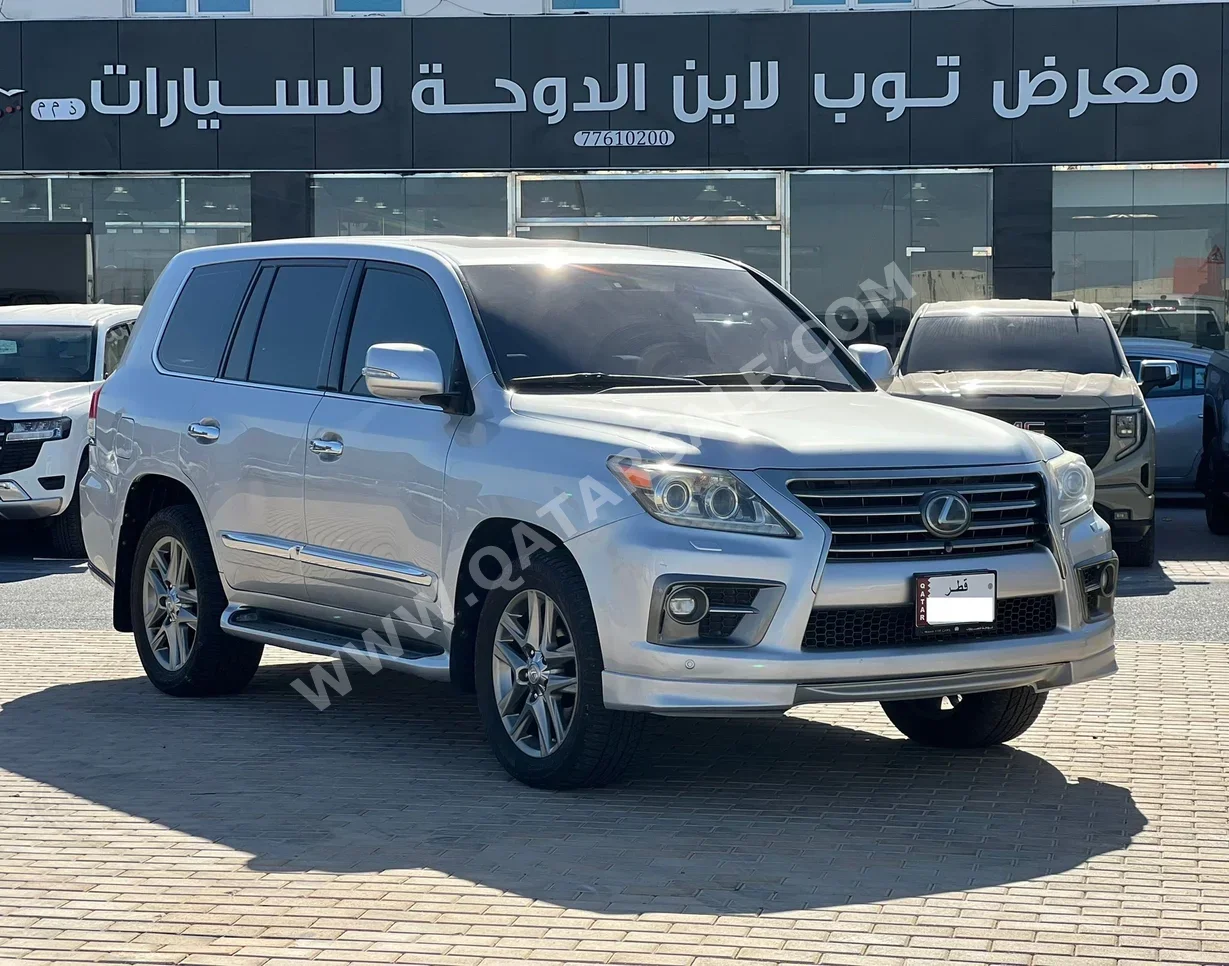 لكزس  ال اكس  570  2014  اوتوماتيك  354,000 كم  8 سلندر  دفع رباعي  اس يو في  فضي