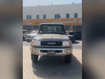 تويوتا  لاند كروزر  ال اكس  2020  عادي  157,000 كم  6 سلندر  دفع رباعي  بيكب  بيج