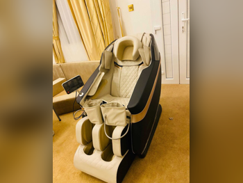 كرسي التدليك بيست مساج  أسود  الصين  كل الجسم  رباعي الأبعاد