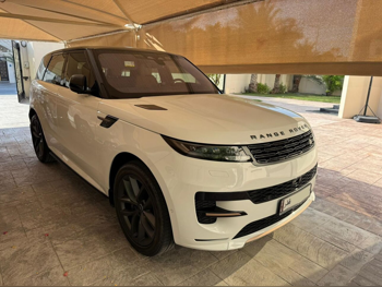 Land Rover  Range Rover  Sport  2023  Automatic  30,000 Km  6 Cylinder  Four Wheel Drive (4WD)  SUV  White  With Warranty