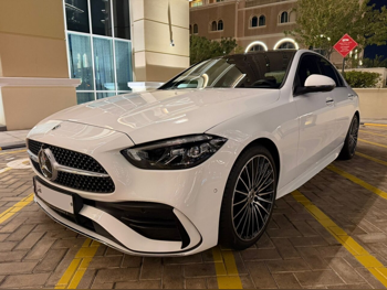 Mercedes-Benz  C-Class  200 AMG  2025  Automatic  5,000 Km  4 Cylinder  Rear Wheel Drive (RWD)  Sedan  White  With Warranty