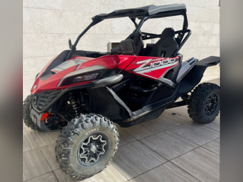 سي اف موتو  سي ال اكس 700 سبورت -  2022 - اللون احمر و اسود