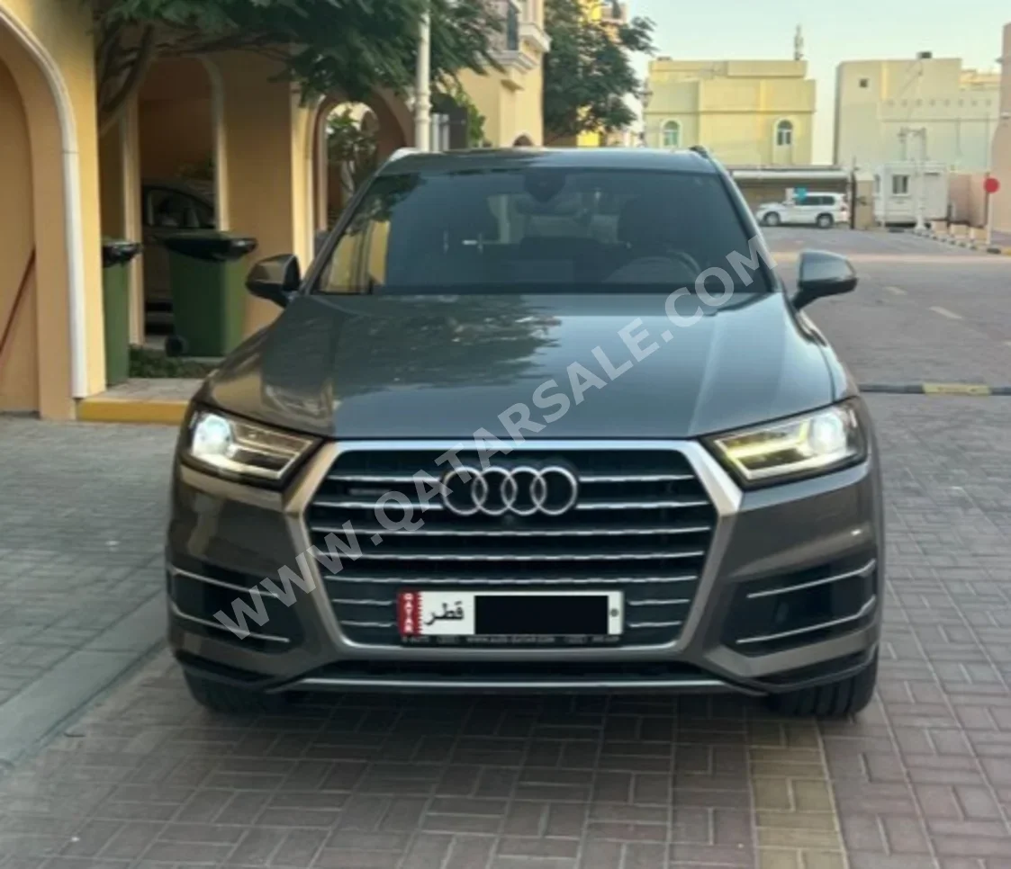 Audi  Q7  45 TFSI Quattro  2018  Automatic  92,500 Km  6 Cylinder  All Wheel Drive (AWD)  SUV  Gray  With Warranty