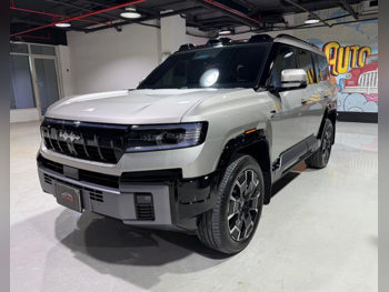 BYD  Leopard 8  Flagship  2025  Automatic  15,000 Km  4 Cylinder  All Wheel Drive (AWD)  SUV  Gold  With Warranty