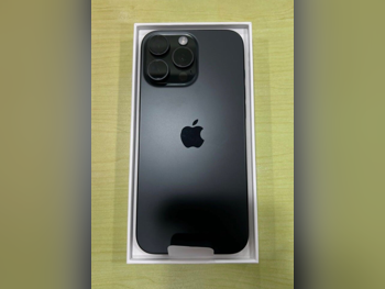 هواتف نقالة ابل  - ايفون 16  - برو ماكس  - تيتانيوم أسود  - 512 جيجابايت  - تحت الضمان