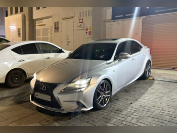 لكزس  اي اس  350 اف سبورت  2014  اوتوماتيك  254,000 كم  6 سلندر  دفع خلفي  سيدان  فضي