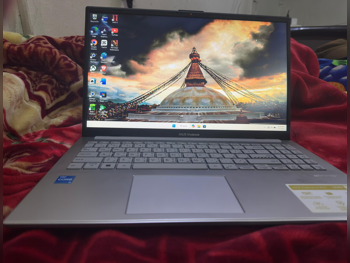 أجهزة الكمبيوتر المحمولة ازوس  - سلسلة فيفو بوك  2024  - فضي  - ويندوز 11  - انتيل  - كور آي 3  -الذاكرة (رام): 8 جيجابابت