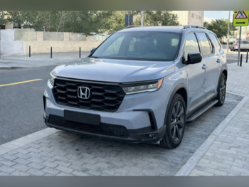 هوندا  بايلوت  سبيشل اديشن  2025  اوتوماتيك  16,000 كم  6 سلندر  دفع كلي مستمر  اس يو في  رمادي  تحت الضمان