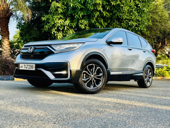 هوندا  سي آر في  تورينغ  2020  اوتوماتيك  83,108 كم  4 سلندر  دفع كلي مستمر  اس يو في  فضي  تحت الضمان