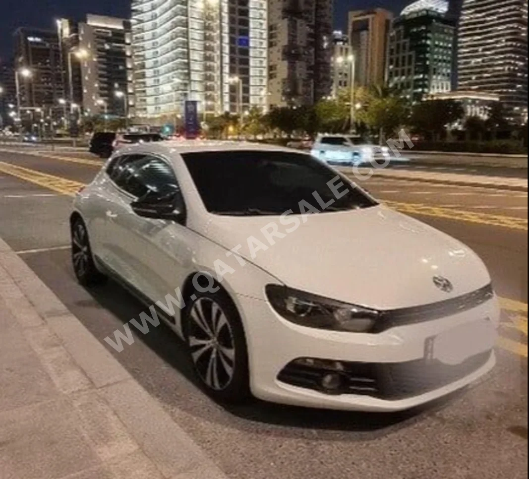 فوكس واغن  شيروكو  توربو  2012  اوتوماتيك  145,000 كم  4 سلندر  كوبيه \ سبورت  أبيض