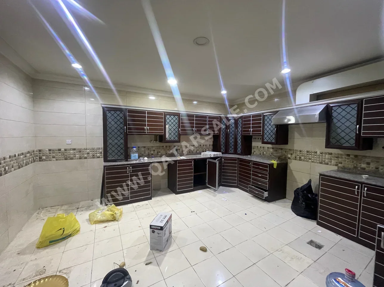 أدراج وخزائن المطبخ - قطر