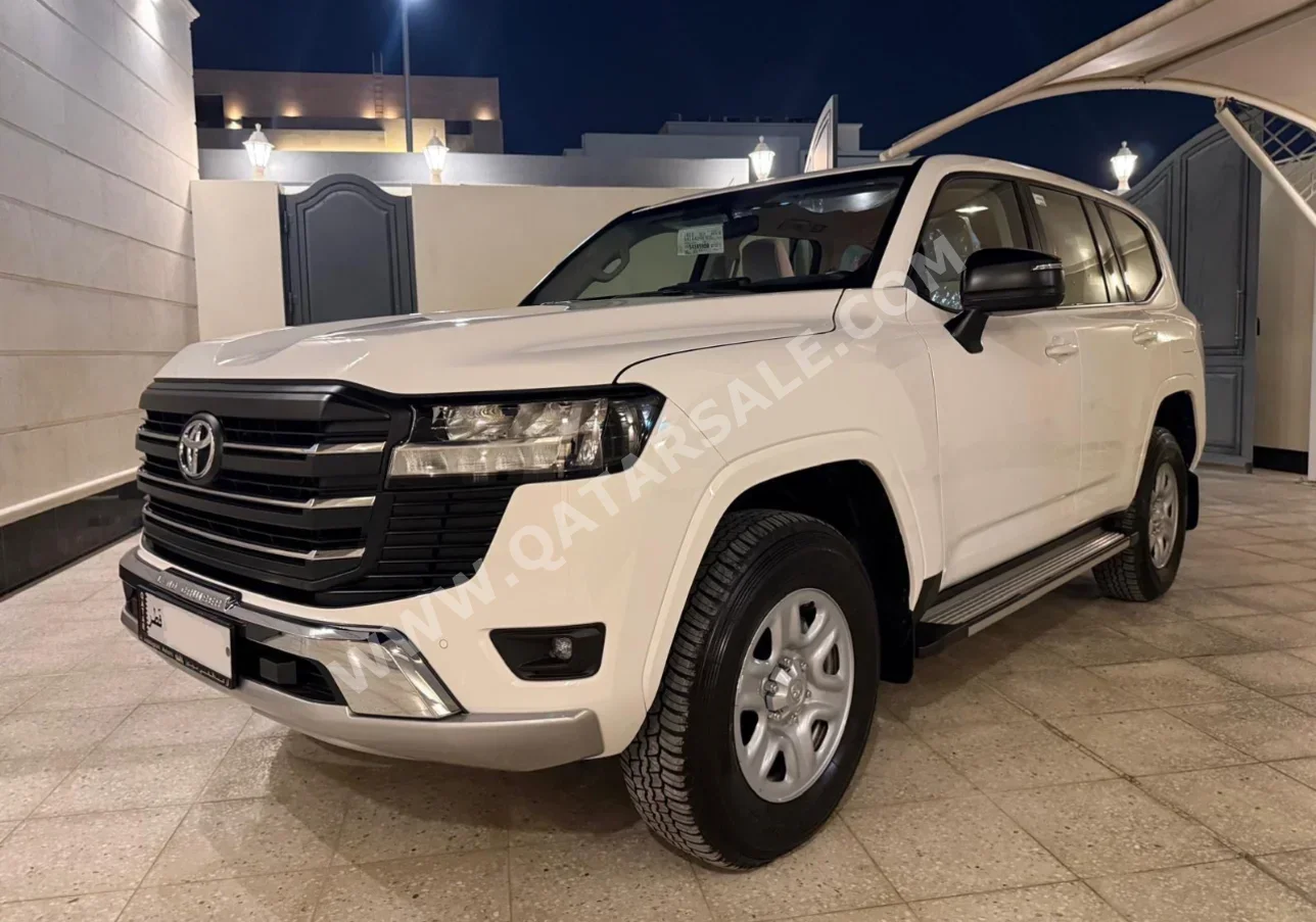 Toyota  Land Cruiser  GX  2025  Automatic  450 Km  6 Cylinder  Four Wheel Drive (4WD)  SUV  White  With Warranty