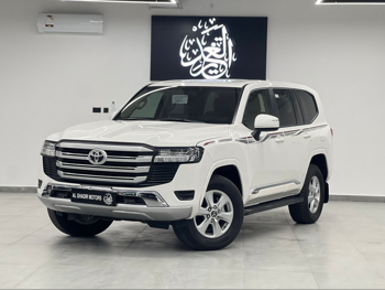 Toyota  Land Cruiser  GXR  2024  Automatic  9,000 Km  6 Cylinder  Four Wheel Drive (4WD)  SUV  White  With Warranty