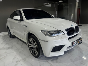 بي ام دبليو  الفئة - اكس  اكس 6 ام  2013  اوتوماتيك  200,000 كم  6 سلندر  دفع رباعي  اس يو في  أبيض